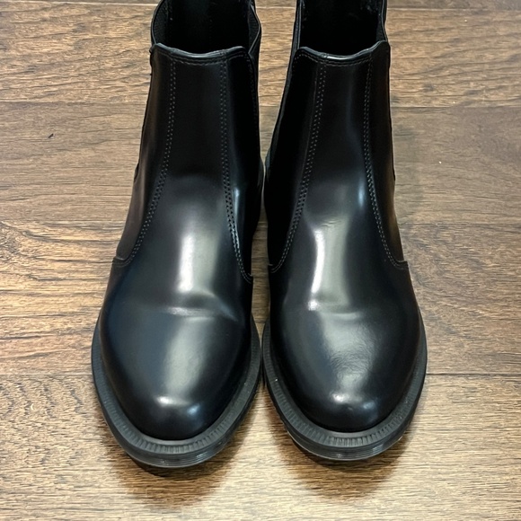 Dr. Marten’s FLORA SMOOTH CHELSEA BOOTS size 38 - Picture 6 of 12
